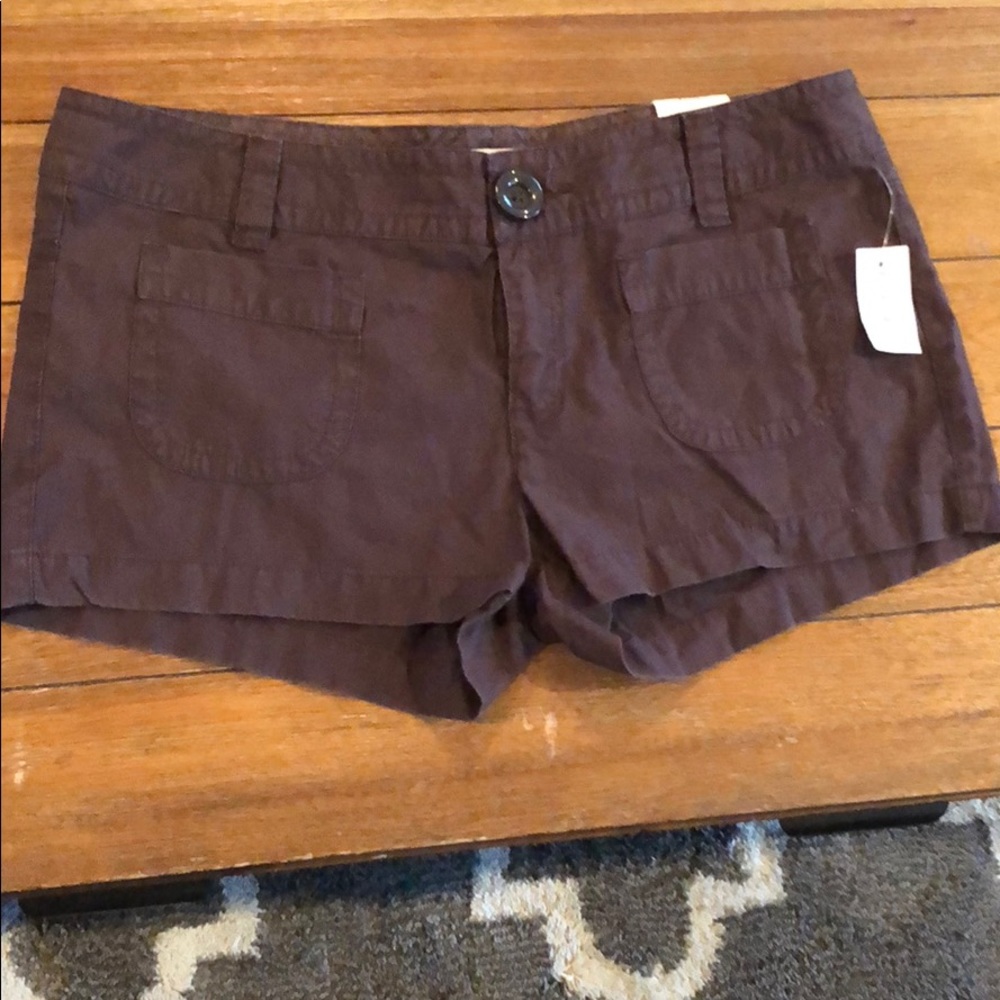 Women’s Aeropostale. Short  size :11/12